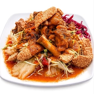 Yuca Con Chicharron
